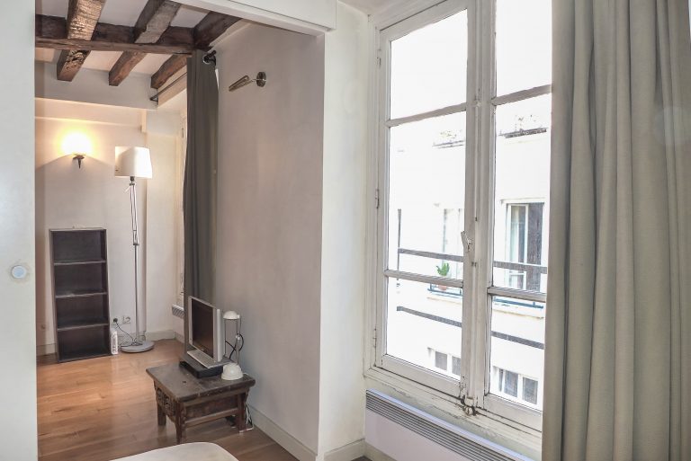 'VOLTA 1 bedroom between Republique and Le Marais