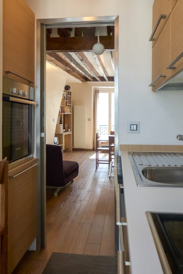 'SAINTONGE lovely 1 bedroom by architect top of Marais