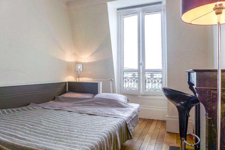 '2 Bedroom Champs Elysées LAURISTON