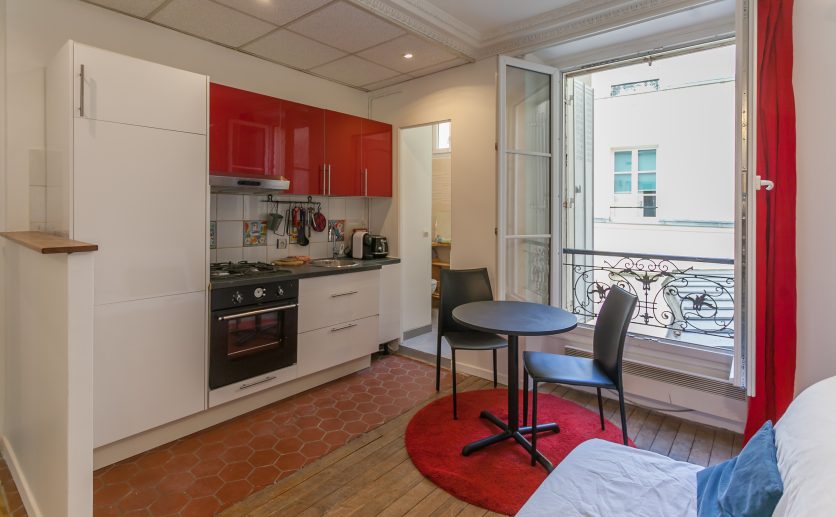 MAISON DIEU Nicely done 1 Bedroom Apartment